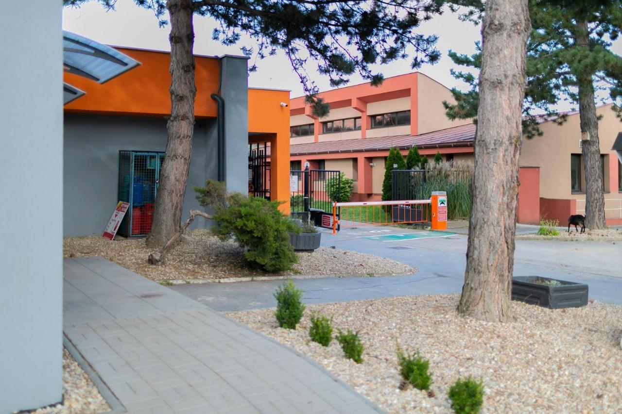Holiday Houses Barca Košice Εξωτερικό φωτογραφία